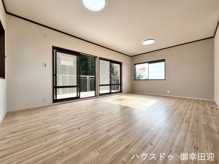 ■□■用途が広がる、自由な居室■□■寝室、書斎、趣味の部屋。家族の成長やライフスタイルに合わせ、様々な使い方ができる快適な空間です。