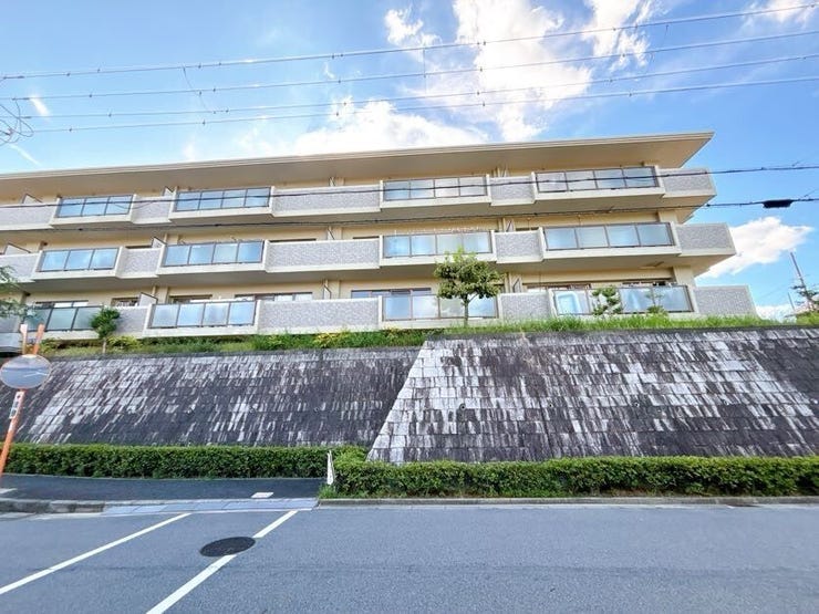 自然とうまく調和した環境の良い地域です。
毎日を快適に気持ちよく過ごしていただけます。