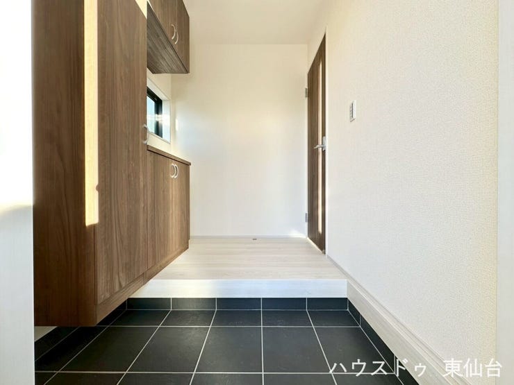 生活空間の隠れるおもてなしの玄関です♪