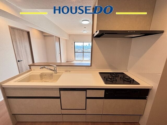 システムキッチンへ新品交換済みです!