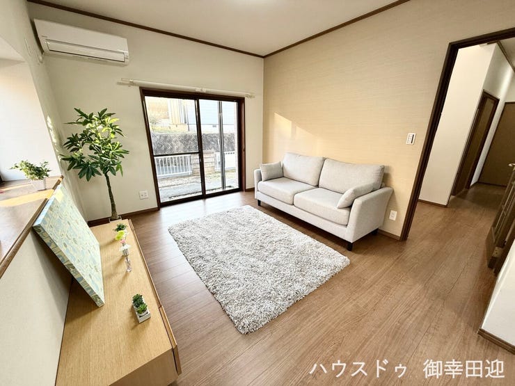 ■□■安らぎと笑顔の中心地■□■陽光が優しく降り注ぎ、会話が自然と弾む。ここでは、毎日が特別な時間へと変わります。