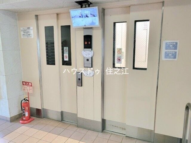 ★複数のエレベーターを完備!! 朝の渋滞も避けられそうですね♪