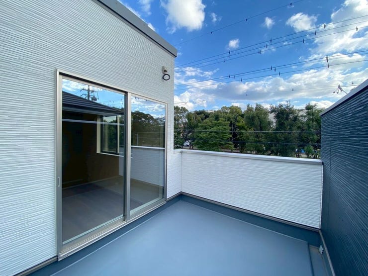 壁も高くなっているため、プライバシーが保たれますね♪