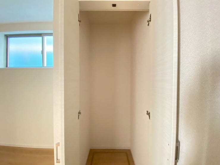 リビング横の収納