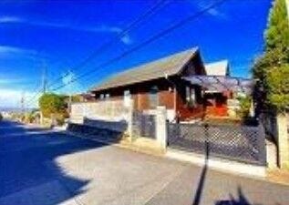 【外観】
「近鉄奈良駅」よりバス乗車16分、バス停「青山六丁目」より徒歩5分の立地◎