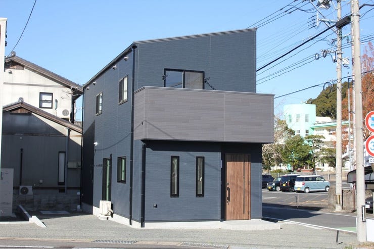 【外観】
【佐賀市諸富町寺井津 1】
類似外観同仕様:当物件とは外壁の色などが異なります。