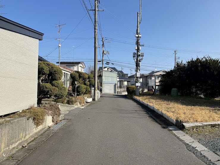 現地(2025年11月)撮影
◎現地案内予約受付中!◎
詳細は、ハウスドゥ 八戸下長までお気軽にお問い合わせくださいませ♪