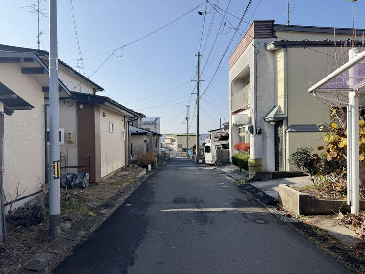 現地(2025年11月)撮影
◎現地案内予約受付中!◎
詳細は、ハウスドゥ 八戸下長までお気軽にお問い合わせくださいませ♪