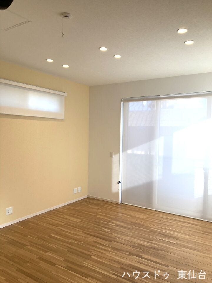 2階3面採光のリビングはたっぷりの日差しが差し込明るいリビングになっております!