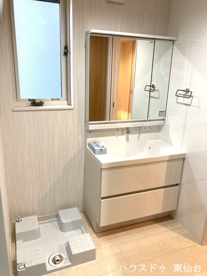 清潔感と機能性を兼ね備えた、使いやすい洗面空間