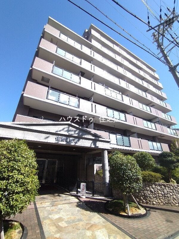 ★バルコニー幅は余裕がございますので小テーブルでティータイムも楽しめます♪