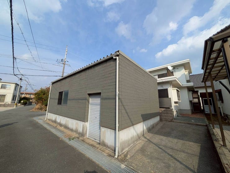 一番の押しポイントのガレージ!