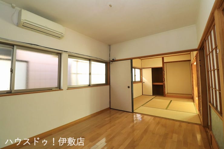 【洋室×和室】
続き間になっており、開放感のある空間です