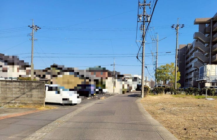 南側前面道路 東方面