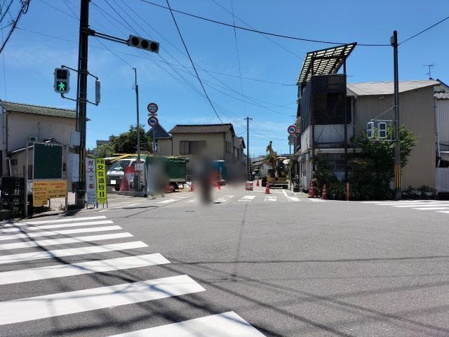 西側道路 北から南方向