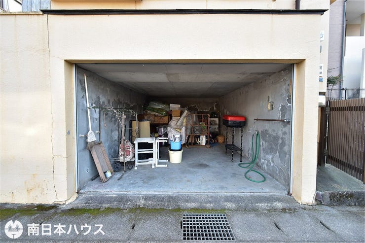 【駐車場】高さ制限あり、約170センチ以内