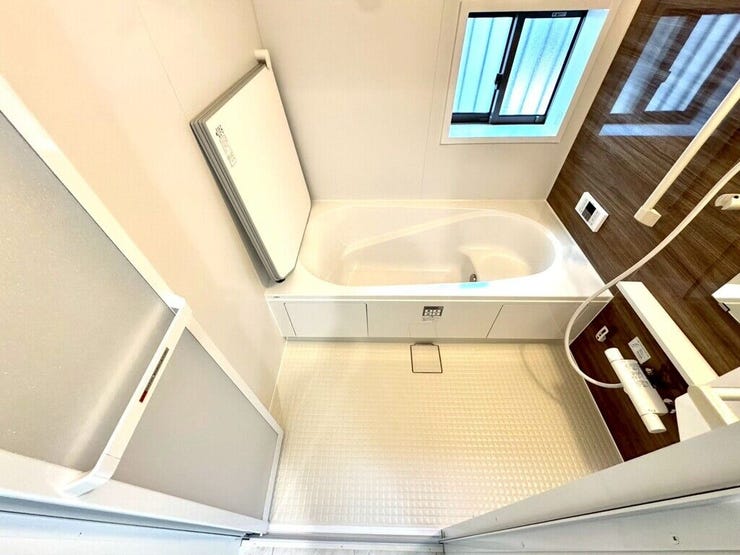 【Bathroom】リラックスできる空間で、一日の疲れを癒し、心身共にリフレッシュできます。