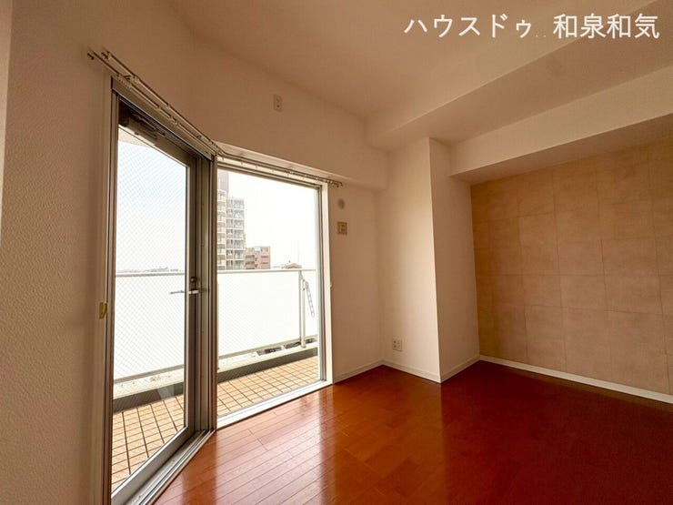 バルコニーから入る日差しが気持ちいいです。