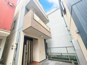 大阪市東淀川区井高野１丁目