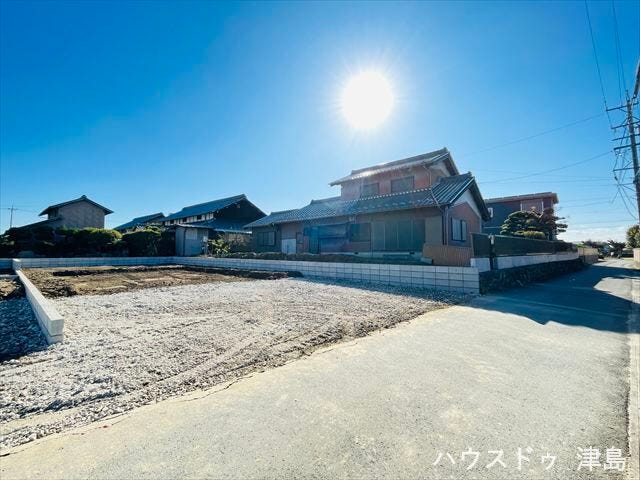 2階全居室2面採光でどこのお部屋でも1日中安定した採光が入り、快適に過ごすことができそうです。7帖洋室に面したインナーバルコニーは急な雨でも洗濯物が安心です。