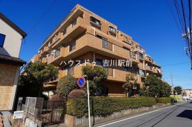 三郷市早稲田２丁目