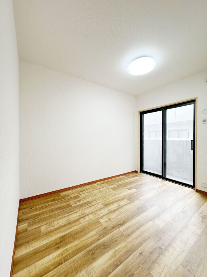 【2025年9月リフォーム完了】2面バルコニー♪バルコニー面積約61㎡♪ペット相談可♪角部屋♪