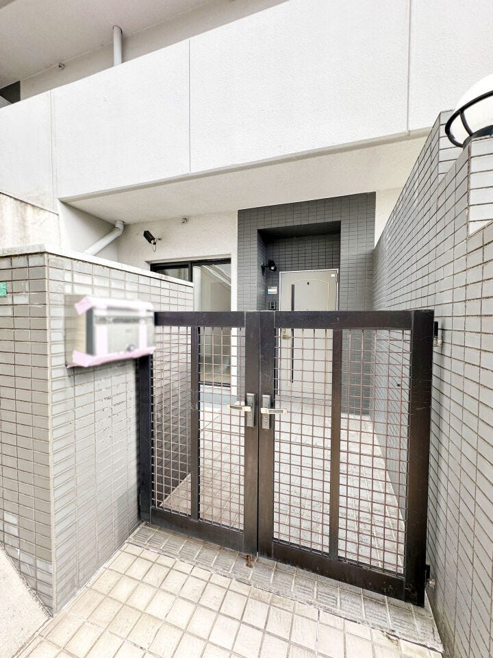 【2025年9月リフォーム完了】2面バルコニー♪バルコニー面積約61㎡♪ペット相談可♪角部屋♪