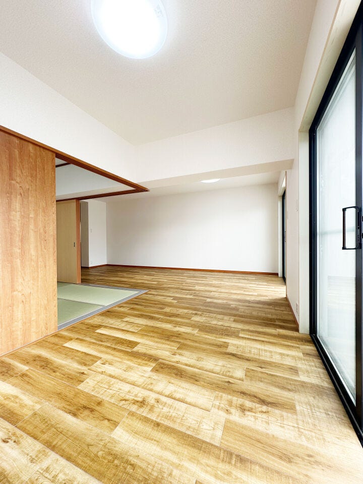 【2025年9月リフォーム完了】2面バルコニー♪バルコニー面積約61㎡♪ペット相談可♪角部屋♪