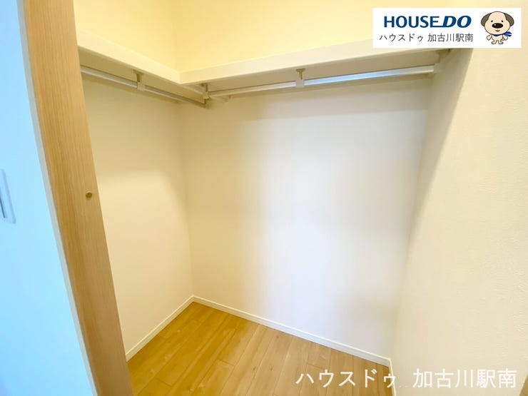 全居室収納スペースあり!荷物が多くても十分に納まります