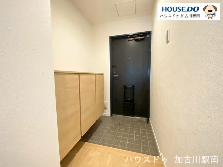 収納もあり玄関すっきり♪