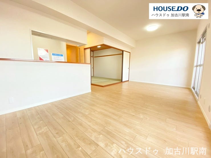 広々約16帖のLDKで家族団らんのひと時を♪