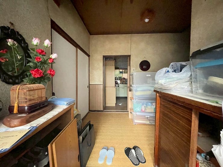 小倉北区黒原 中古戸建て 小・中学校徒歩7分程度で通いやすい立地♪コンビニまで徒歩約8分で買物便利♪