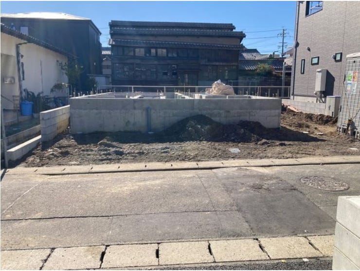 【外観】
造成写真