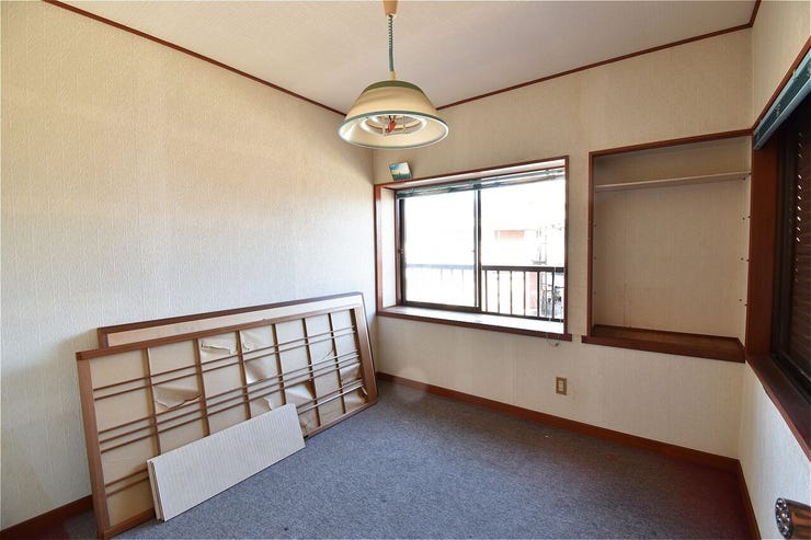 シンプルな洋室は、子ども部屋や書斎等、ご家族構成やライフスタイルに合わせてご活用いただけます