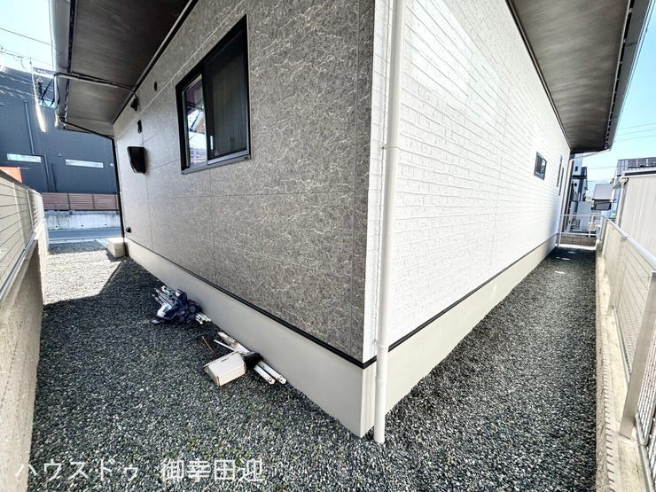 ■□■理想を叶える、新しい暮らしの舞台■□■高いデザイン性と機能性を兼ね備えた住まい。ここで、家族の新しい物語が始まります