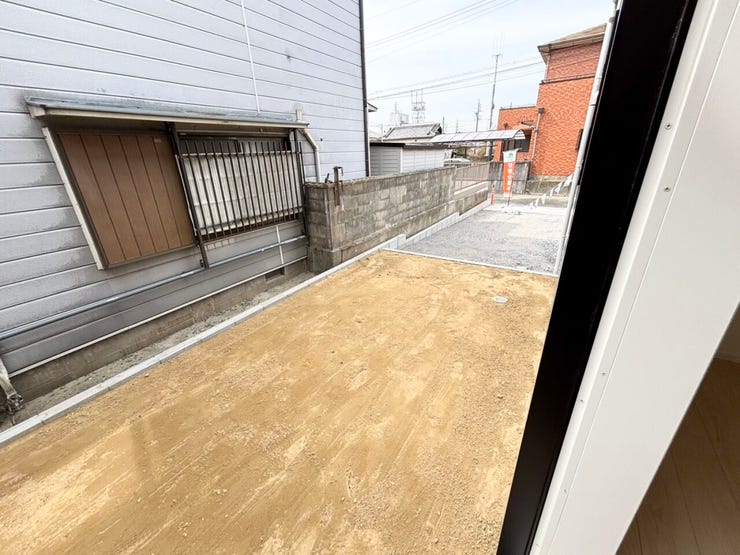 家庭菜園など、楽しむことができるお庭付き☆