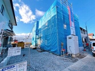 【外観】
近鉄鈴鹿線「鈴鹿市」駅まで徒歩約11分の立地。