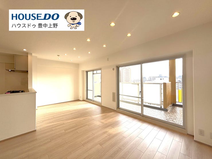 外観タイル張りのデザイナーズマンション!オートロック付きでセキュリティ面も安心♪小中学校も徒歩10分圏内でお子様がいるご家庭にも安心の立地です!