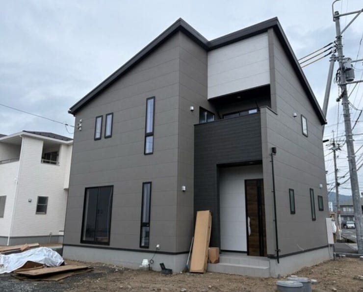 【外観】
2号棟
ハウスドゥ福山松永店【084-939-6791】