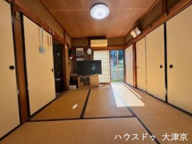 心落ち着く日本の伝統的な和室。