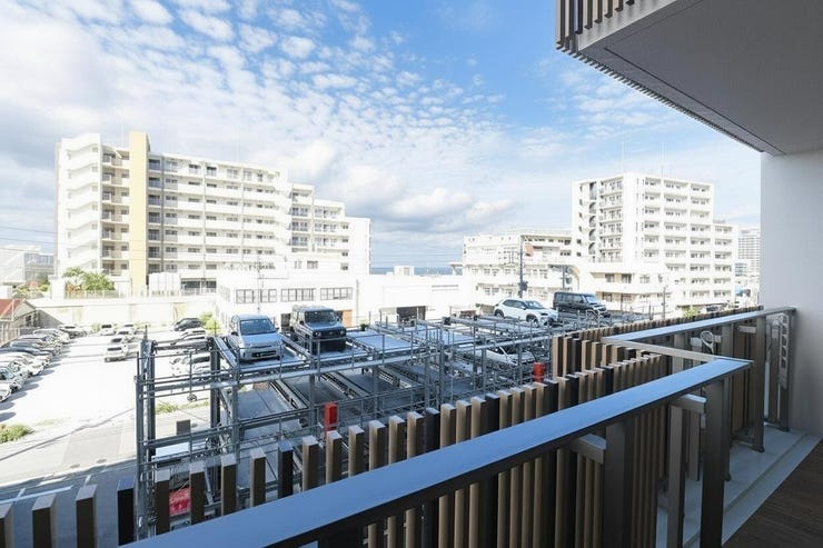 少しだけ海も観えます♪