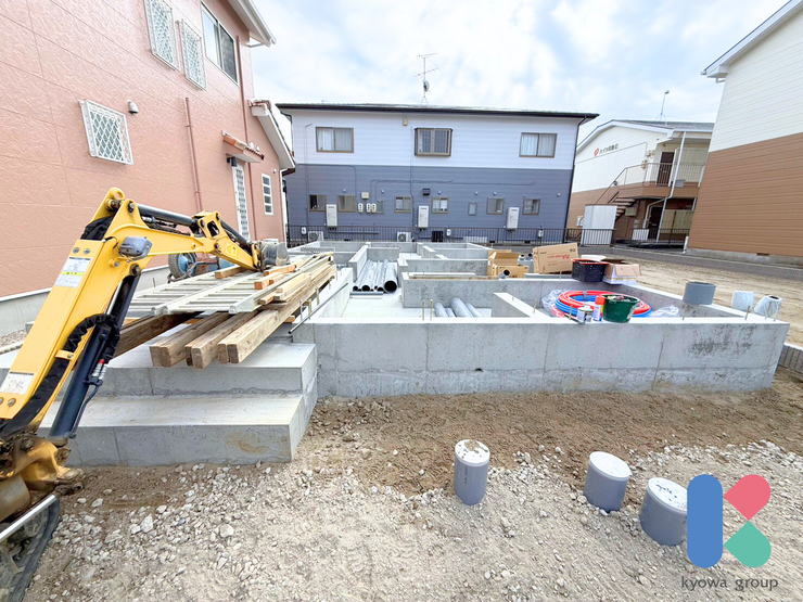 【外観】
基礎工事中♪現地確認をご希望の際はお問い合わせください!