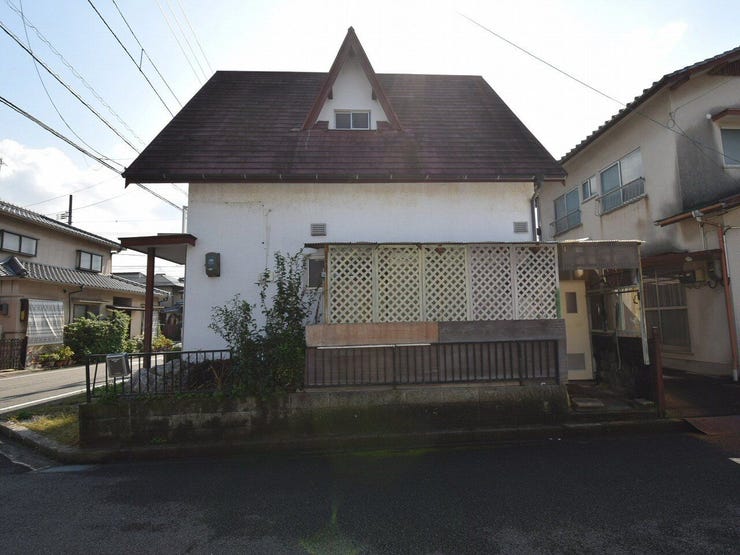 外観を北側より撮影