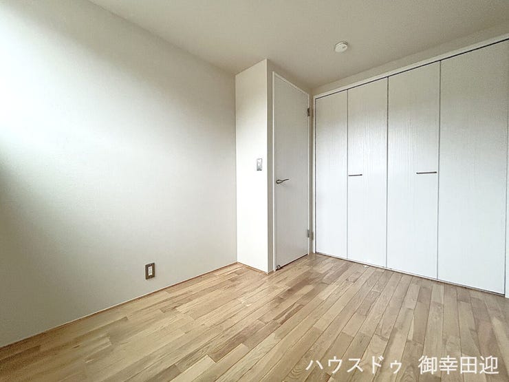 ■□■用途が広がる、自由な居室■□■寝室、書斎、趣味の部屋。家族の成長やライフスタイルに合わせ、様々な使い方ができる快適な空間です