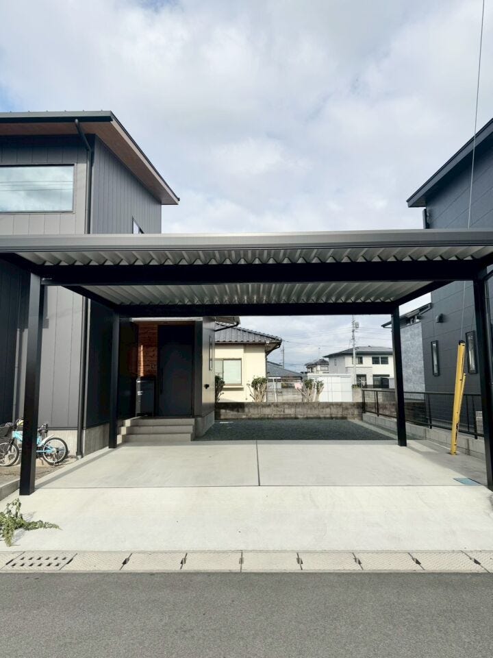 ■□■外観■□■
駐車スペース