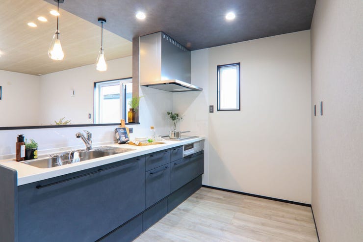 写真はイメージです。
食洗器標準設置です。食洗器で家事の時間を短縮して、家族の時間を増やしていただければと思います。