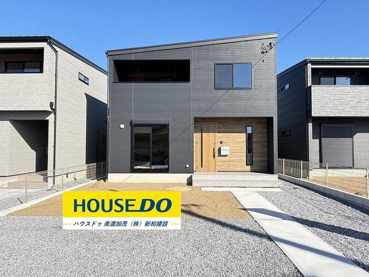 【外観】
完成しました!いつでもご案内いたします♪