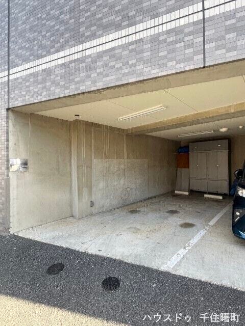 ◆室内見学可能◆
お電話【0120-388-208】にお電話ください。