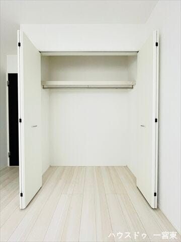 ≪西側5.2帖洋室≫