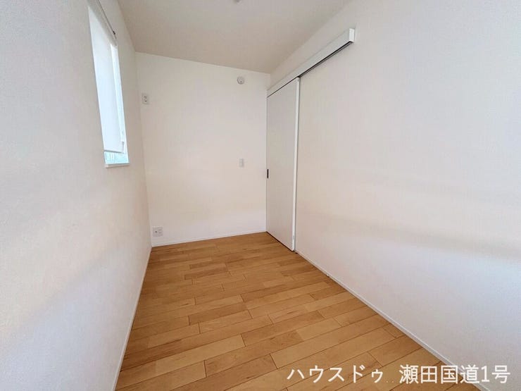 2F洋室4帖です。